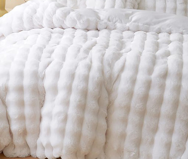4 Piece White Solid Textured Faux Fur Soft Plush Comforter Set