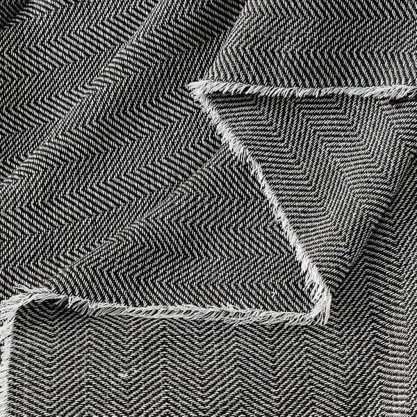 Black and White Soft Textured Woven&nbsp;Chevron Throw Blanket with Fringe Tassels – 50"x60"