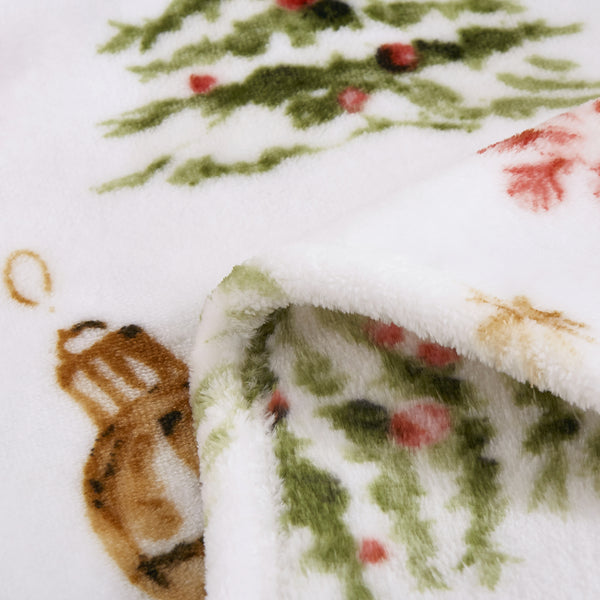 White Christmas Holiday Soft Plush Fleece Cozy Throw Blanket - 50" x 70"