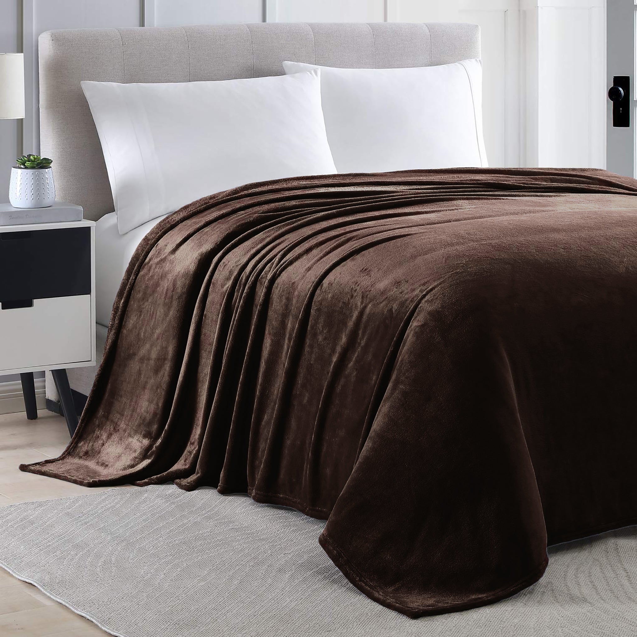 Full Size Brown Extra Soft Cozy Microfiber Solid Color Throw Picnic Sofa Bed Blanket