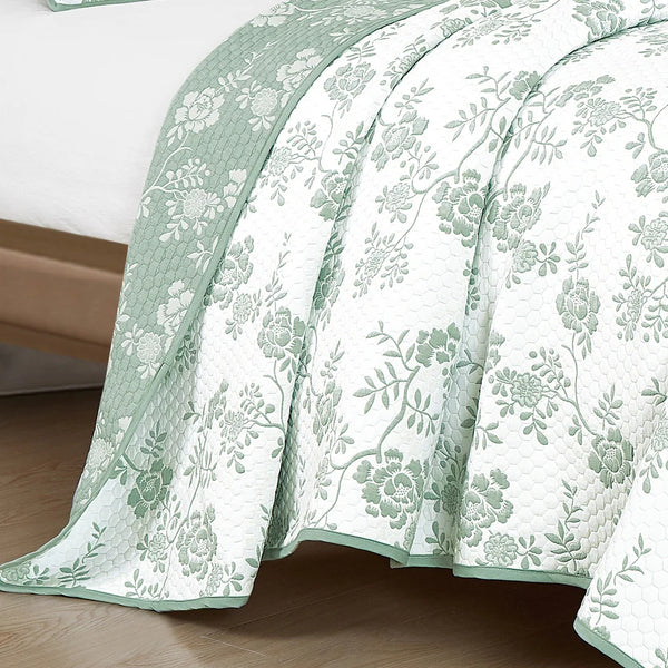 3 Piece Green White Floral Modern Cotton Blend Quilt Bedspread