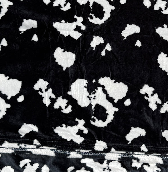 Black White Cow Print Extra Soft Cozy Microfiber Solid Color Throw Picnic Sofa Bed Blanket
