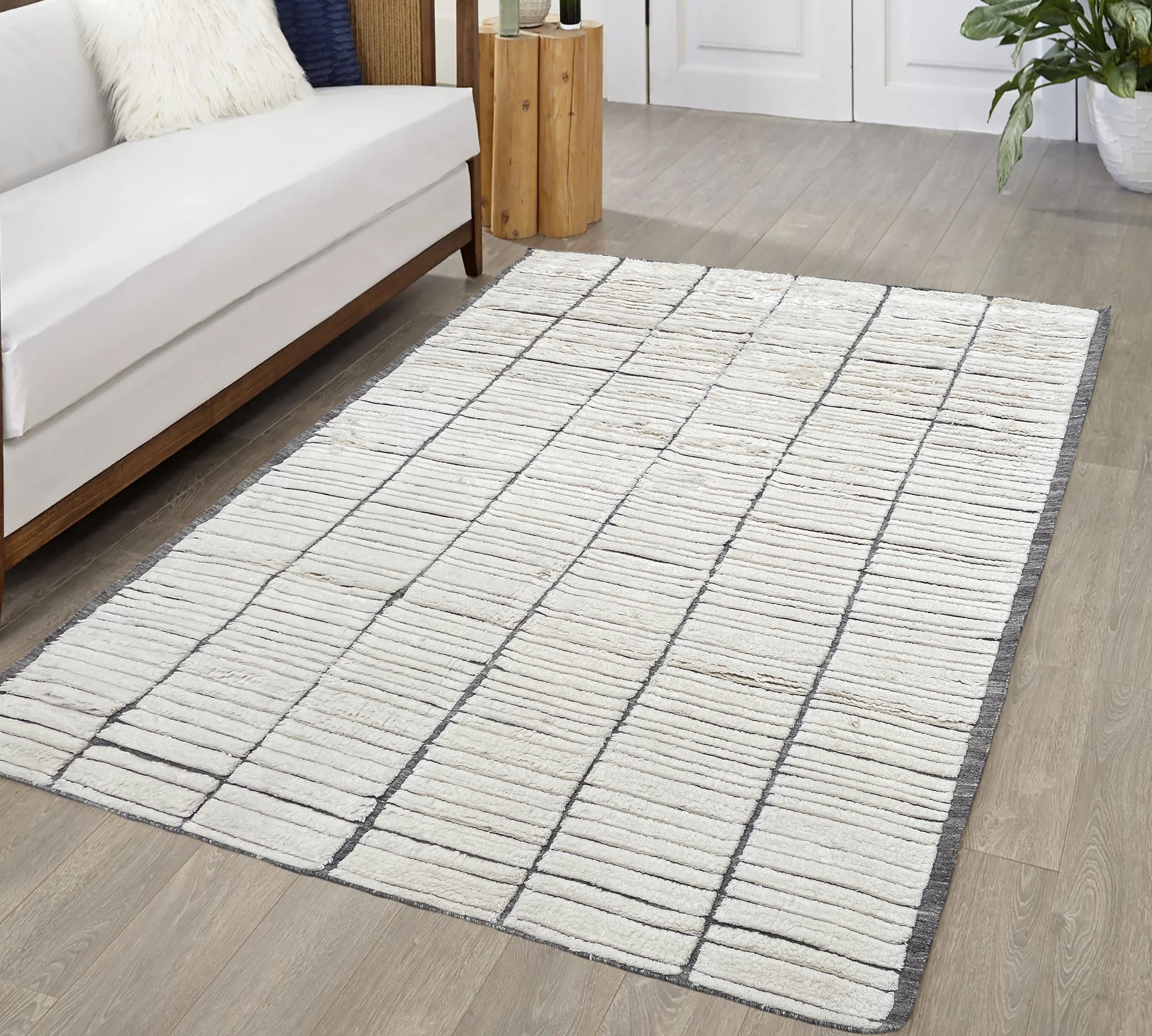 Soft Plush Beige Ivory Grey Moroccan Handmade Hand-Knotted New Zealand Wool Natural Area Rug