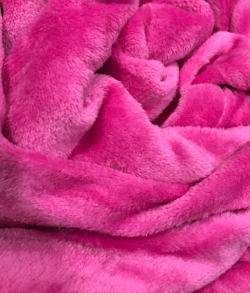 Twin Size Pink Flannel Luxury Soft Micro-Fleece Ultra Plush Throw Blanket