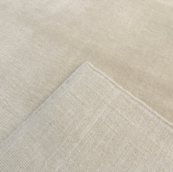 Sand Solid Speckled Wool Handmade Modern Minimal Area Rug