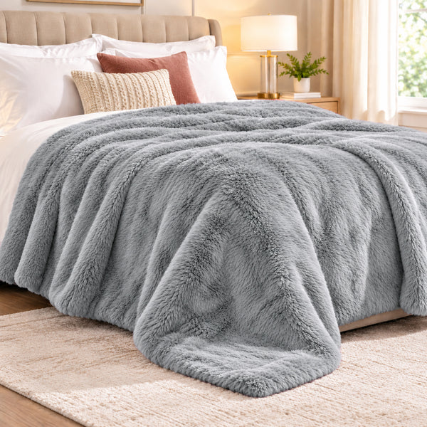 King Size Silver Ultra Soft Plush Fluffy Luxury Cozy Warm Fuzzy Faux Rabbit Fur Bed Blanket
