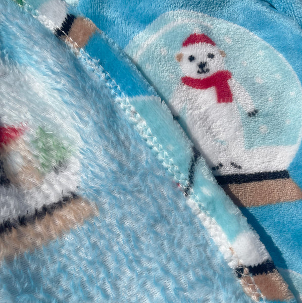Blue Snow Globes Christmas Holiday Plush Soft Throw Blanket