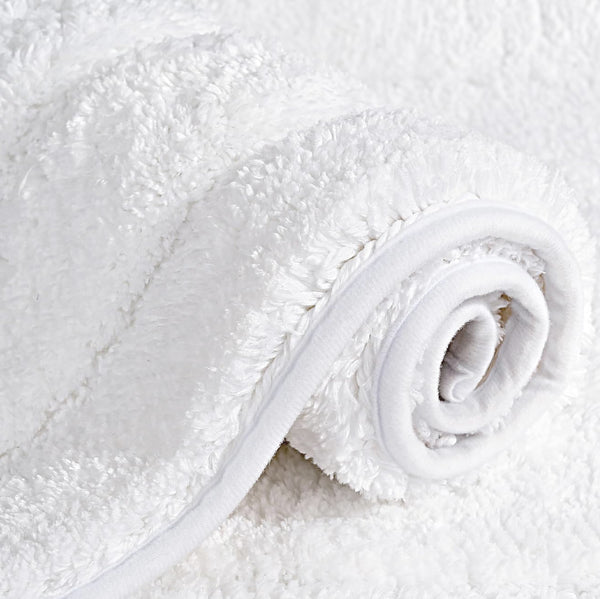 White 2 Piece Bordered Box Plush Soft Cozy 100% Polyester Bath Mat Set