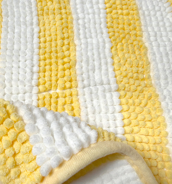 2-Piece Yellow & White Striped Chenille Bath Mat Rug Set – Soft Absorbent Bathroom Rugs