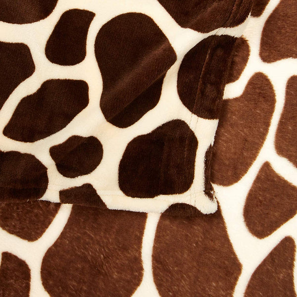 Giraffe Animal Print Flannel Throw Plush Cozy Super Soft Fleece Blanket